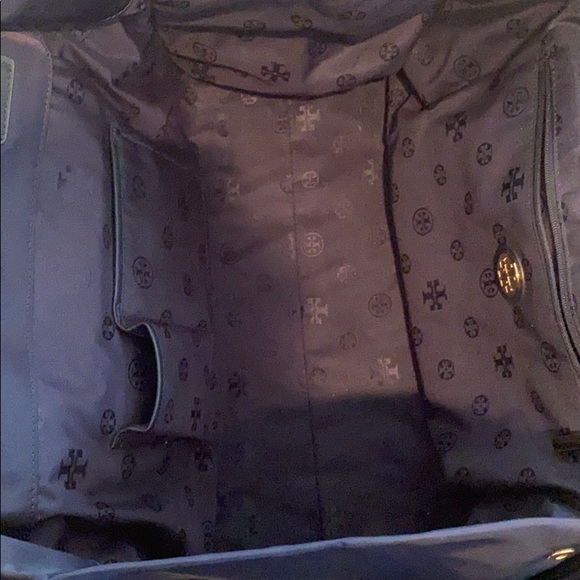 Tory Burch Ella Tote - Picture 3 of 8